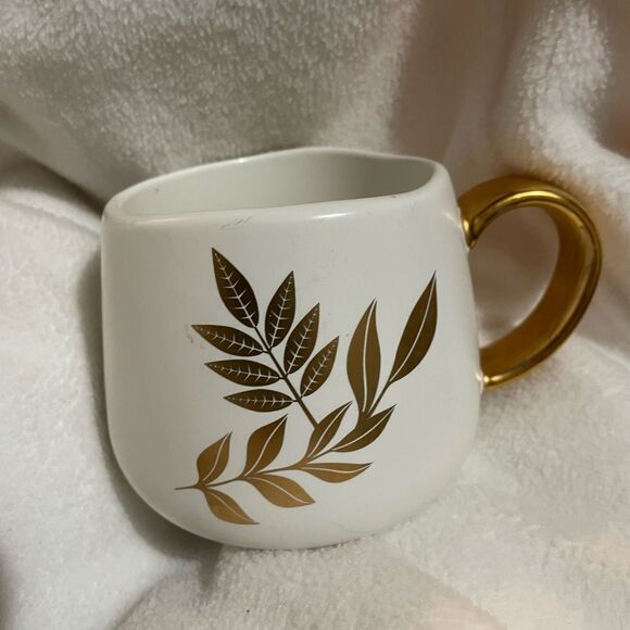 Rosanna leaf gold  Mug - Picture 2 of 5